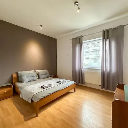 Lejlighed Suro I Garage Parking 24/7 Self Check-in *